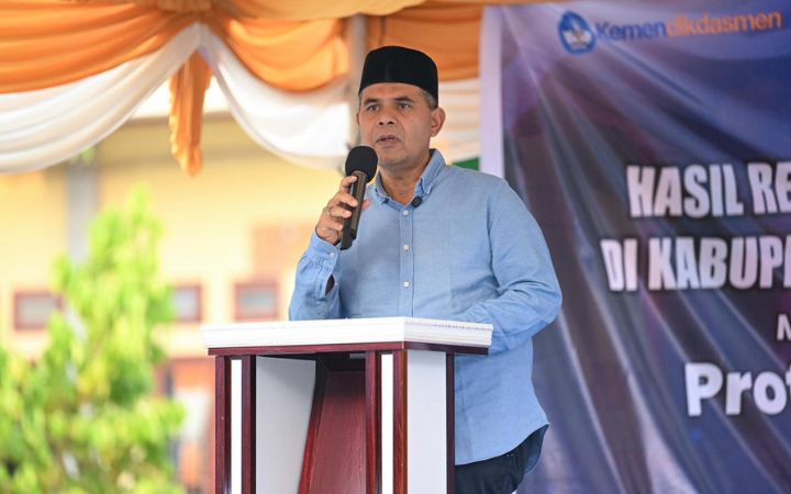 Kepala Dinas Pendidikan (Kadisdik) Aceh, Murthalamuddin. Foto:ist