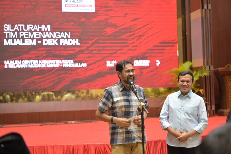 Gubernur Aceh, Muzakir Manaf alias Mualem bersama Wakil Gubernur Aceh, Fadhlullah di kegiatan silaturahmi bersama relawan dan unsur masyarakat di Anjong Mon Mata, Rabu malam, 15 April 2026. Foto:Humas Pemerintah Aceh.