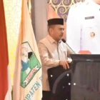 Wakil ketua DPRA, Ir Saifuddin Muhammad, menyampaikan sambutan dalam pembukaan Musrenbang RKPK Bireuen di Aula Hotel Fajar, Bireuen, Kamis (09/04/2026).