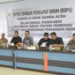 Ketua dan anggota Komisi III DPRK Banda Aceh memimpin Rapat Dengar Pendapat Umum (RDPU) terkait pembahasan rancangan qanun tentang pemberian insentif dan kemudahan penanaman modal di Gedung DPRK Banda Aceh, Selasa (12/5/2026). Foto: (Humas DPRK Banda Aceh).
