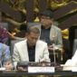 Tangkapan layar Ketua DPRA, Zulfadhli bersama jajaran pimpinan dan ketua fraksi DPRA menyampaikan sejumlah masukan strategis kepada Badan Legislasi DPR RI dalam pembahasan Rancangan Undang-Undang Pemerintahan Aceh. Foto: Dok Ist