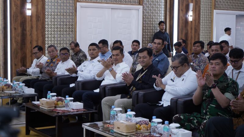 Sekda Aceh M. Nasir, S.IP, M.PA, saat menghadiri Aceh Economic Forum (AEF) Agustus 2026 di Auditorium Teuku Umar, Kantor Perwakilan Bank Indonesia Provinsi Aceh, Banda Aceh, Rabu (19/8/2026). Foto: (Humas Aceh)