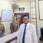 Praktisi hukum Muhammad Zubir, S.H., M.H., saat mengunjungi sel tahanan Polda Aceh, Kamis (20/8/2026).