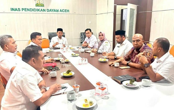  Pemerintah dan pendidikan