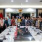 Menteri Koordinator Bidang Hukum, Hak Asasi Manusia, Imigrasi, dan Pemasyarakatan (Menko Kumham Imipas) Yusril Ihza Mahendra menerima audiensi Dewan Perwakilan Rakyat Aceh (DPRA) di Ruang Rapat Menko, Kamis (16/7/2026).