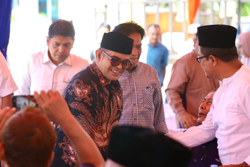 Plt Sekda Aceh Taufik menghadiri peringatan Maulid Nabi Muhammad SAW yang digelar PWI Aceh di Kantor PWI Aceh, Banda Aceh, Sabtu, 3 Oktober 2026.